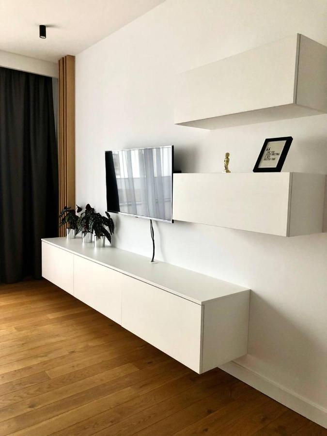 Apartaments Airport Okecie Premium Warszawa Exteriör bild
