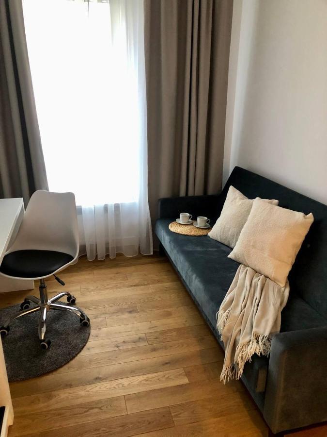 Apartaments Airport Okecie Premium Warszawa Exteriör bild